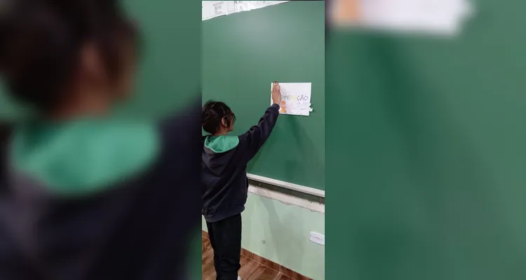 As atividades têm como foco desenvolver aspectos como responsabilidade compartilhada e a tomada de decisões em grupo.