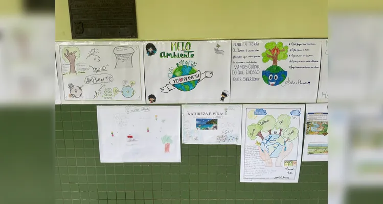A classe também confeccionou cartazes e contou com visitas especiais para se aprofundar na temática.