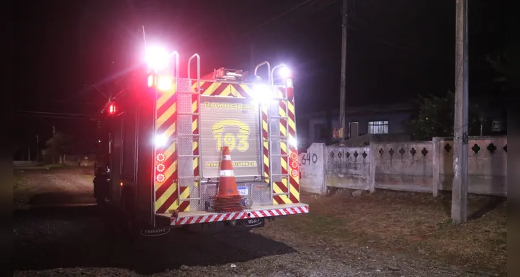 Família pede ajuda após incêndio em residência no Jardim Paraíso