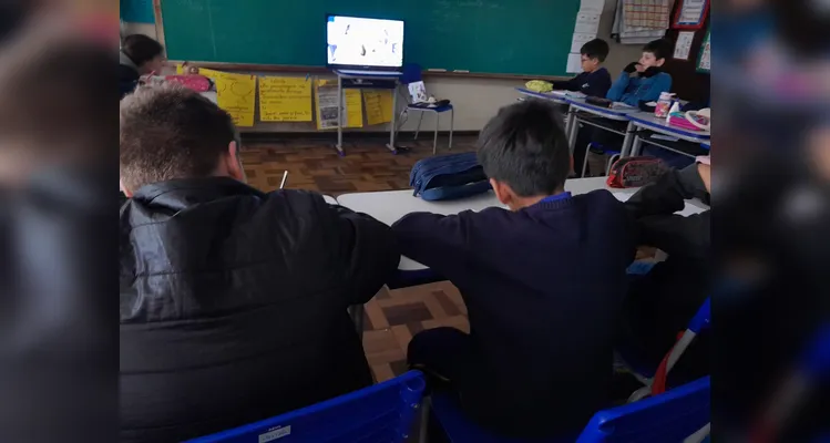 A partir da produção do Vamos Ler, a turma realizou reflexões sobre os cuidados com gripe e pôde transmitir o aprendizado a seus familiares.