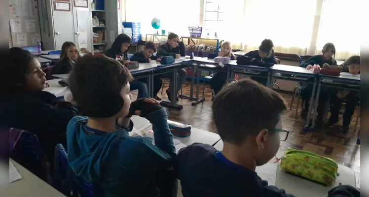 A partir da produção do Vamos Ler, a turma realizou reflexões sobre os cuidados com gripe e pôde transmitir o aprendizado a seus familiares.