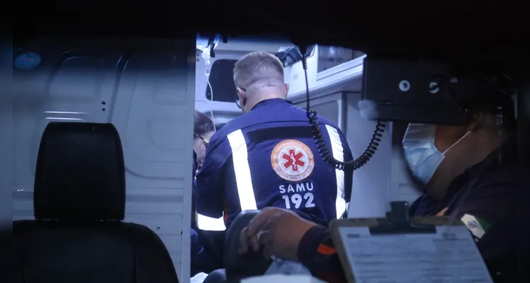 Equipes do Samu, do Corpo de Bombeiros, do Patrulhamento Viário de Trânsito e da Polícia Militar (PM) foram acionadas para a ocorrência