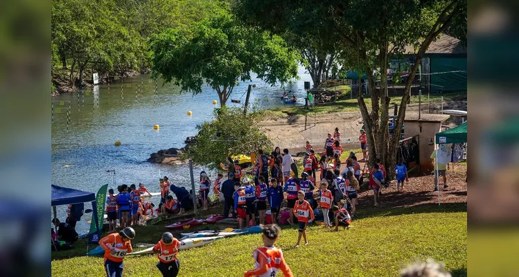 Atletas de Tibagi conquistam 14 medalhas no Campeonato Brasileiro de Canoagem Iniciantes