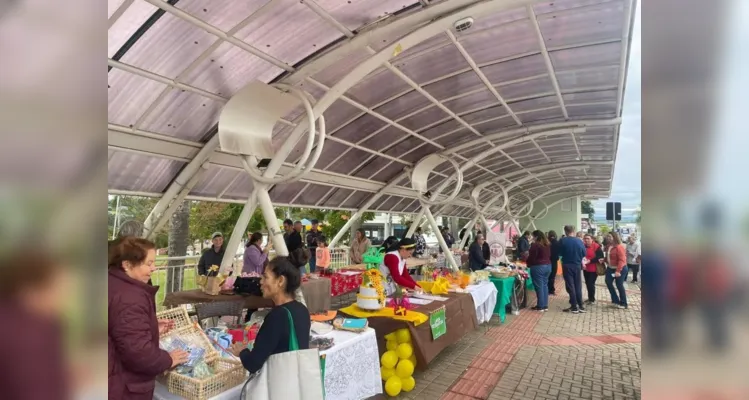1ª Feira do Dia das Mães é sucesso de público em Palmeira