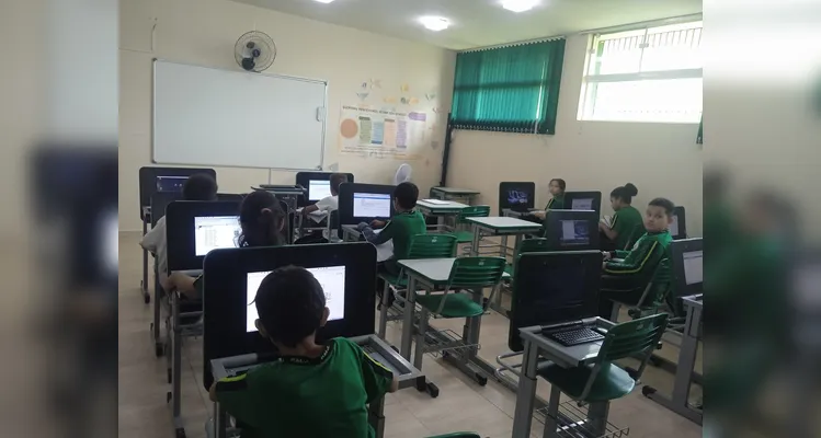 Uso do tradicional e digital contribuíram para produções em sala.