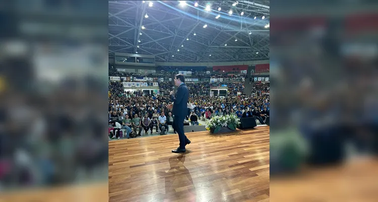 Bispo de PG participa do 15º Simpósio e Peregrinação Nacional da Família