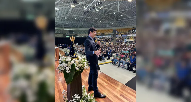 Bispo de PG participa do 15º Simpósio e Peregrinação Nacional da Família