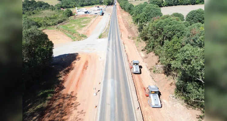 PR-151: restauração em concreto entre PG e Palmeira avança