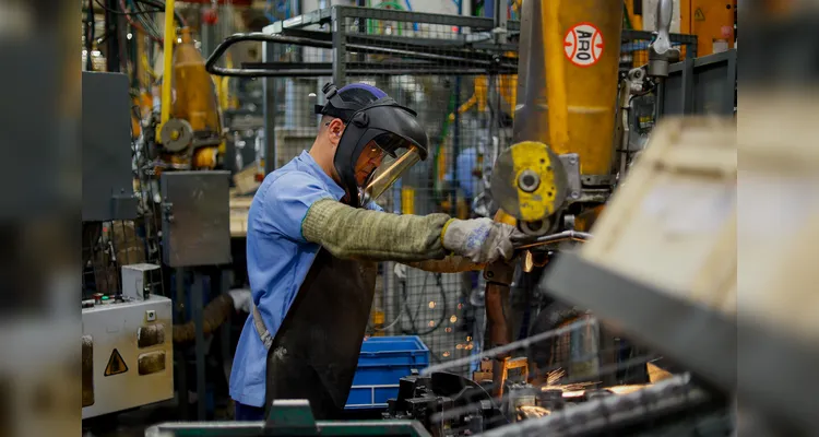 Paraná lidera crescimento da atividade econômica do Brasil no 1º trimestre