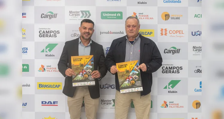 Veja quem esteve no lançamento do 16º Livro-Anuário do Grupo aRede