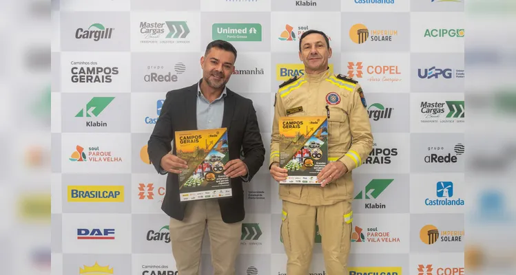 Veja quem esteve no lançamento do 16º Livro-Anuário do Grupo aRede