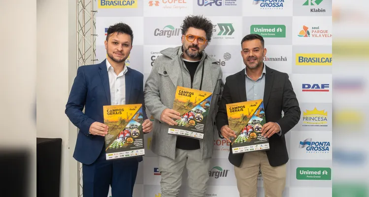 Veja quem esteve no lançamento do 16º Livro-Anuário do Grupo aRede