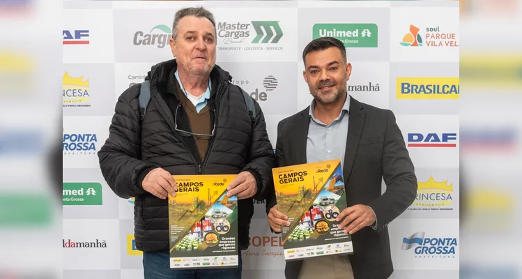 Veja quem esteve no lançamento do 16º Livro-Anuário do Grupo aRede