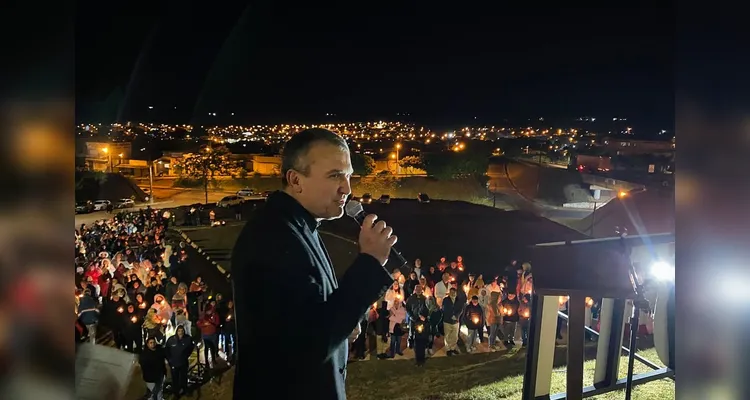 O prefeito Irani Barros esteve na cerimônia de inauguração.