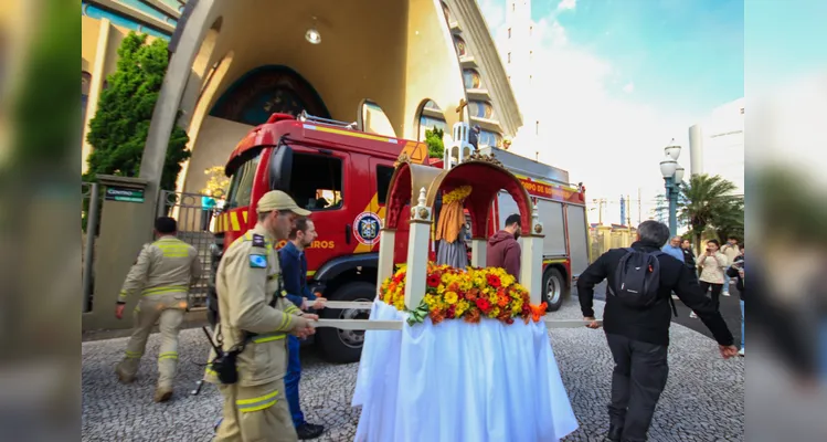 Dia da Padroeira Sant'Ana é celebrado em PG e Castro neste sábado