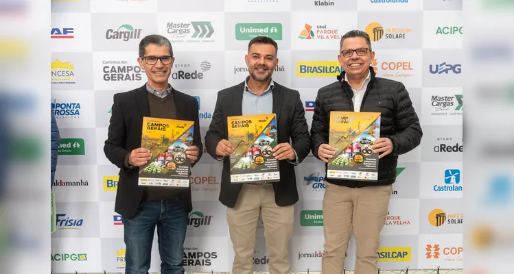 Veja quem esteve no lançamento do 16º Livro-Anuário do Grupo aRede