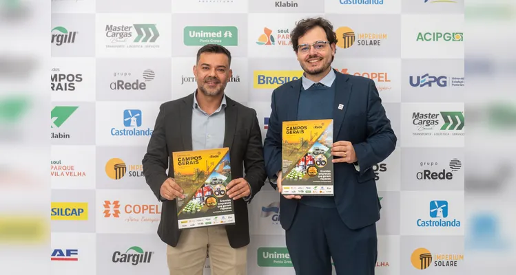 Veja quem esteve no lançamento do 16º Livro-Anuário do Grupo aRede