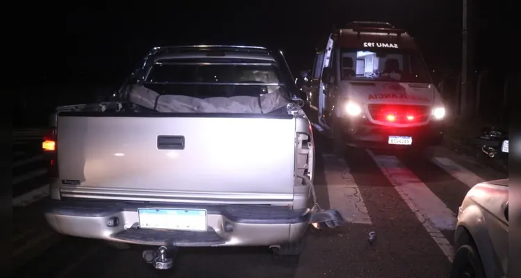 Motociclista tem fratura exposta após colidir contra caminhonete em Ponta Grossa