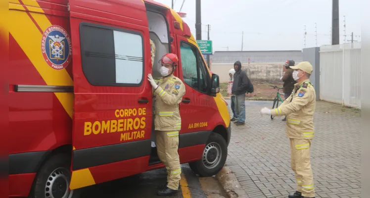 Veja fotos da colisão que deixou mulher enclausurada em PG