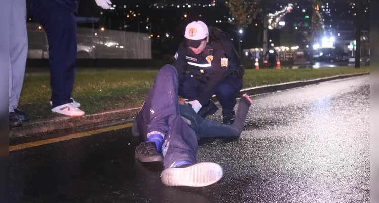 Homem é atropelado ao tentar atravessar via movimentada em PG