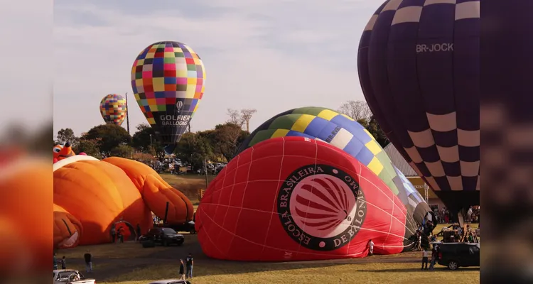 Confira a programação do último dia do Festival de Balonismo em PG