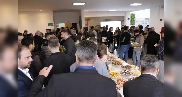 Fotos revelam bastidores do lançamento do Livro-Anuário do Grupo aRede