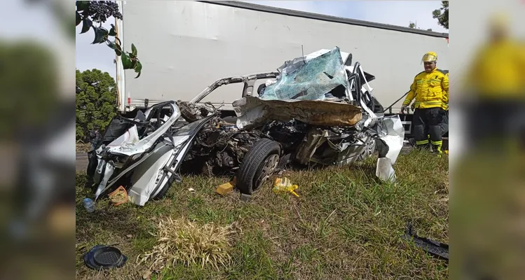 Weigel e a família estavam em um Onix que bateu de frente contra um caminhão na BR-282.