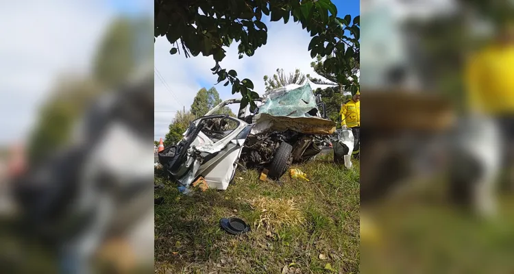 Weigel e a família estavam em um Onix que bateu de frente contra um caminhão na BR-282.