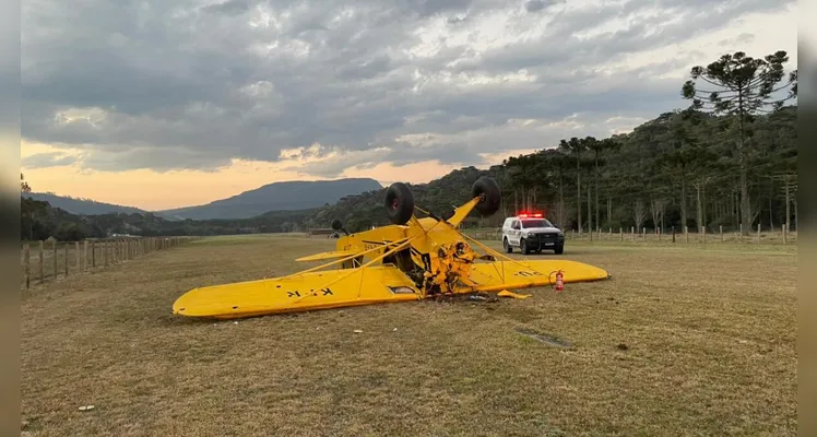 Um homem já estava sem vida quando as equipes dos bombeiros chegaram ao local.