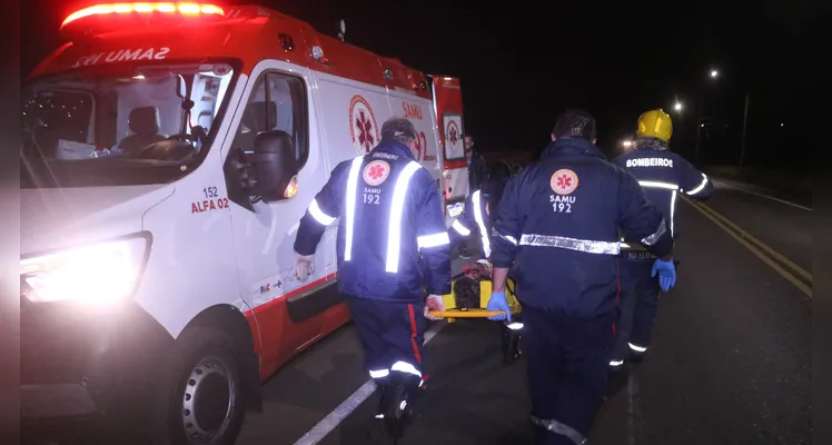 Carro capota com família em PG; criança chegou a ser ejetada com impacto