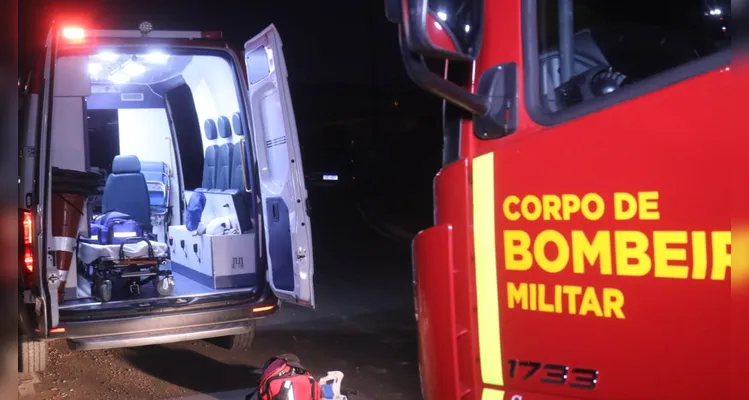 Condutor ‘se perde’ em curva e capota carro na ‘Cipa’, em PG; veja fotos
