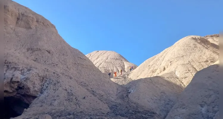 Egressos da UEPG encontram a maior caverna de ‘tubos’ do planeta