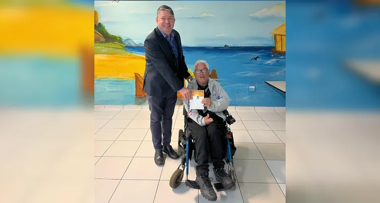 PG realiza ‘cessão de transporte para entidade' em Associação dos Deficientes Físicos