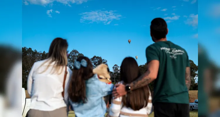 3º Festival de Balonismo de PG reúne mais de 20 mil pessoas no Centro de Eventos