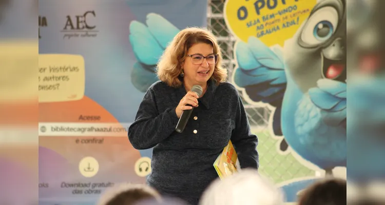 Biblioteca Gralha Azul promove ações de leitura em escolas rurais