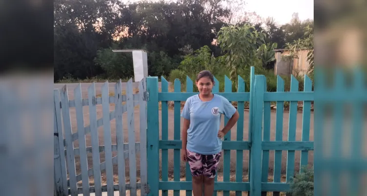 A proposta contou com variadas atividades, como fotos retratando o meio ambiente em suas casas, a criação de crônicas e a realização de uma entrevista sobre um projeto local.