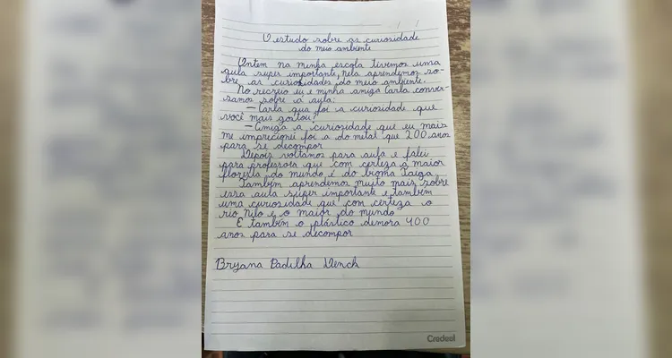 A proposta contou com variadas atividades, como fotos retratando o meio ambiente em suas casas, a criação de crônicas e a realização de uma entrevista sobre um projeto local.