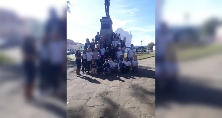 Confira os registros da proposta em sala de aula e durante a saída a campo.
