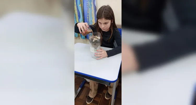Veja alguns registros dos alunos desenvolvendo as ações em sala de aula.