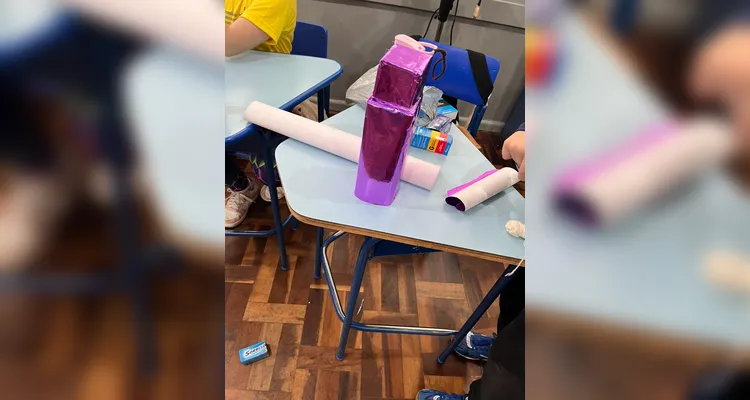 Uma das atividades da turma envolveu a criação de brinquedos a partir de materiais recicláveis.
