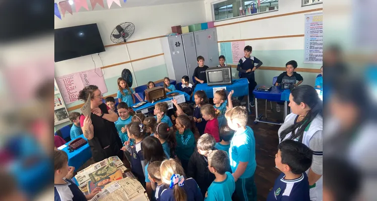 Veja a Veja a série de registros e os materiais expostos durante a feira dos estudantes.