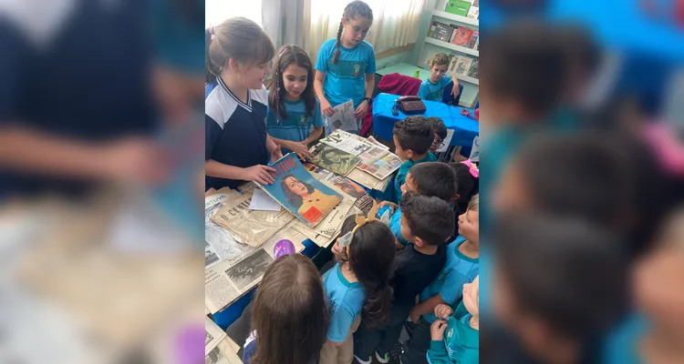 Veja a série de registros e os materiais expostos durante a feira dos estudantes.