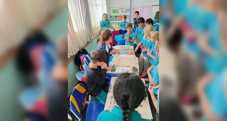 Veja a série de registros e os materiais expostos durante a feira dos estudantes.