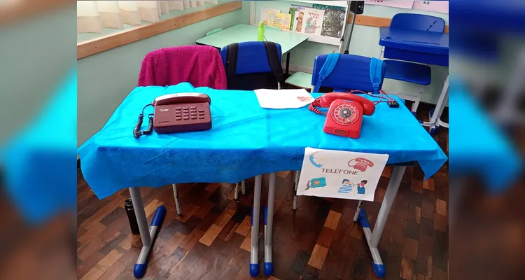 Veja a série de registros e os materiais expostos durante a feira dos estudantes.