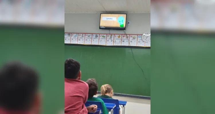 Trabalho teve união da teoria e prática de forma consistente.