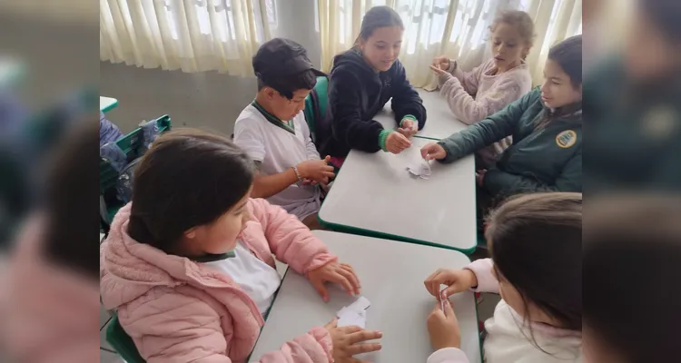 Educandos puderam imergir na proposta e aprender brincando.