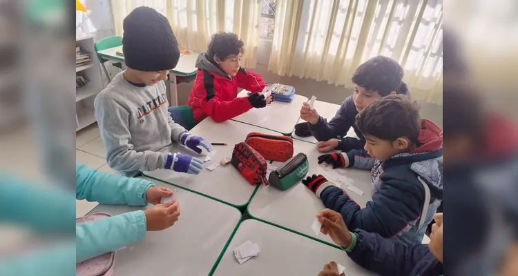 Educandos puderam imergir na proposta e aprender brincando.