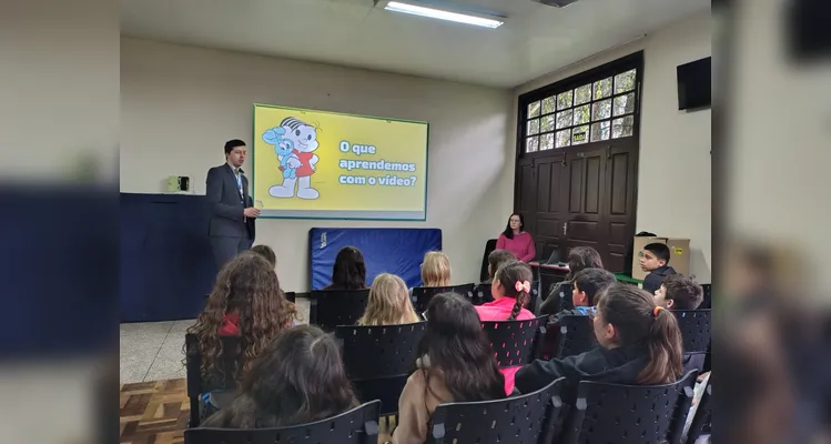 A proposta incluiu uma palestra com uma cooperativa local.