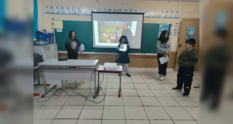 Confira os registros do diversificado e importante trabalho abordado pelos educandos.
