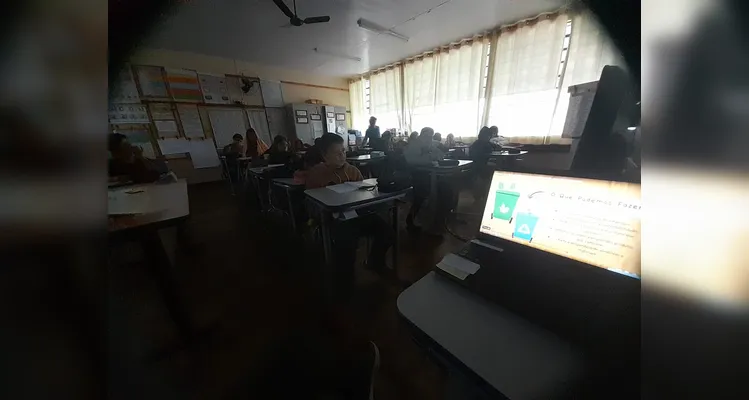 A videoaula do projeto Vamos Ler foi o ponto de partida para os estudos da turma.